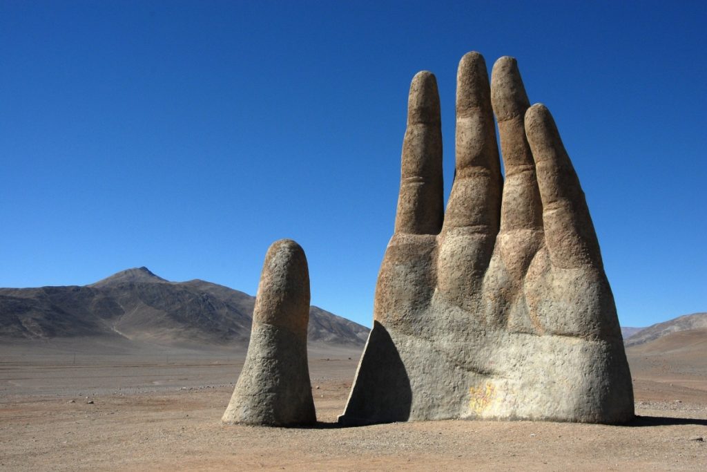 La Mano del desierto en Atacama