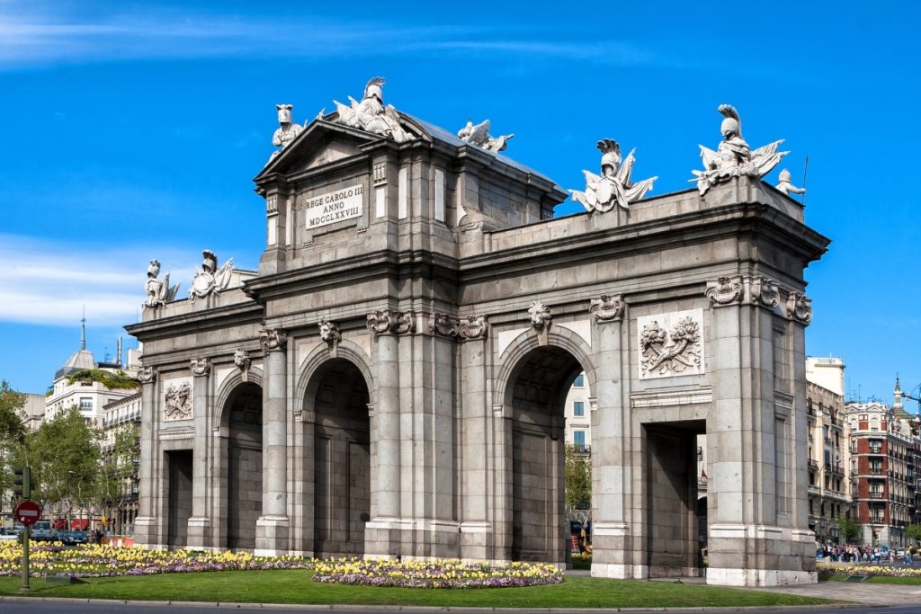 Puerta de Alcalá en Madrid, España.